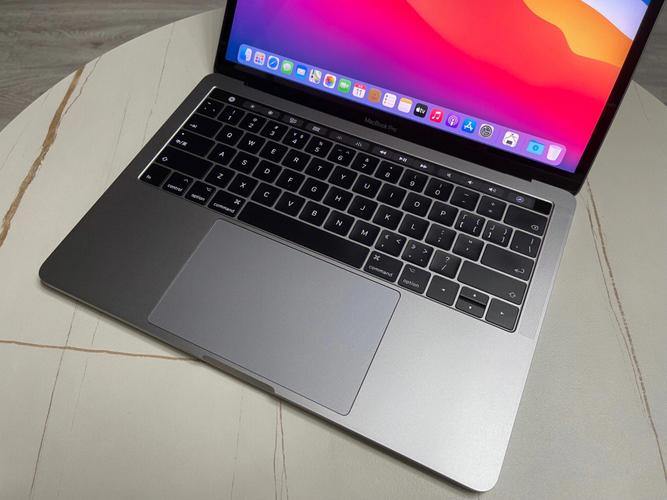 苹果17款macbookpro13寸有几个版本？（2017苹果新品哪些）-图2